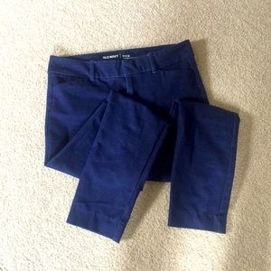 🍀$1 bundled- Navy straight leg skinny pants